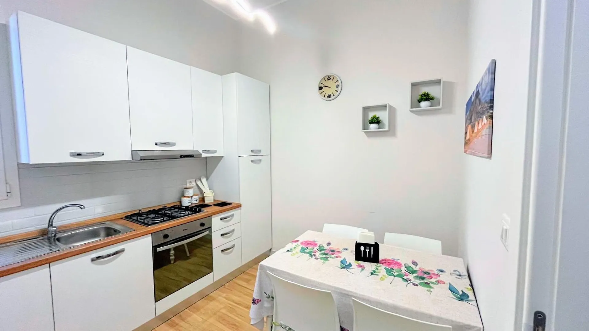Kenzia Apartment Trapani 0*,  Italy